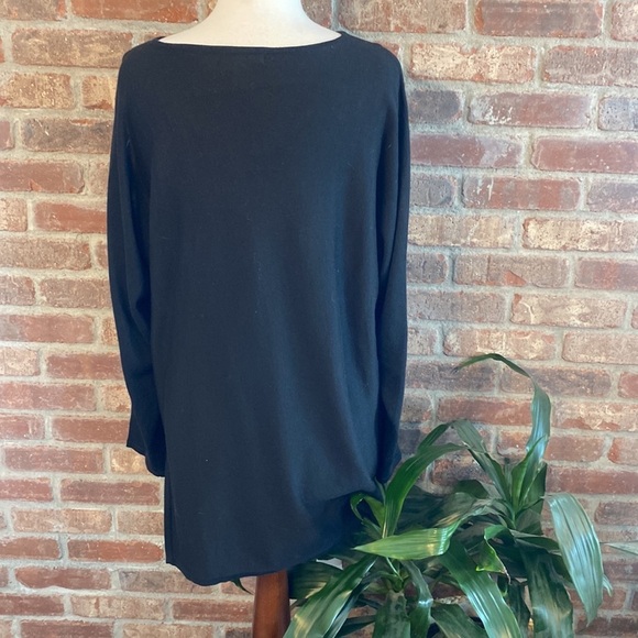 Design 365 1X black long open shoulder sleeve sweater - Picture 5 of 9